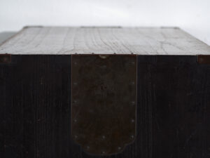 Antiguo Isho-Dansu Japonés en Paulownia – Periodo Meiji Tardío / Taishō – Japón c.1890-1920