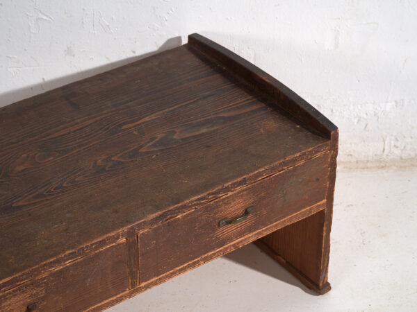 Mesa Baja Japonesa con Cajones en Cedro – Periodo Showa (c.1926–1970)
