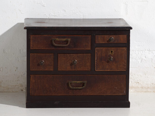 Pequeño Tansu japonés antiguo – Periodo Taishō / Showa (c.1868-1926) #99