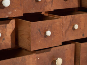 Cajonera japonesa antigua – Periodo Showa (c.1926-1989) #103