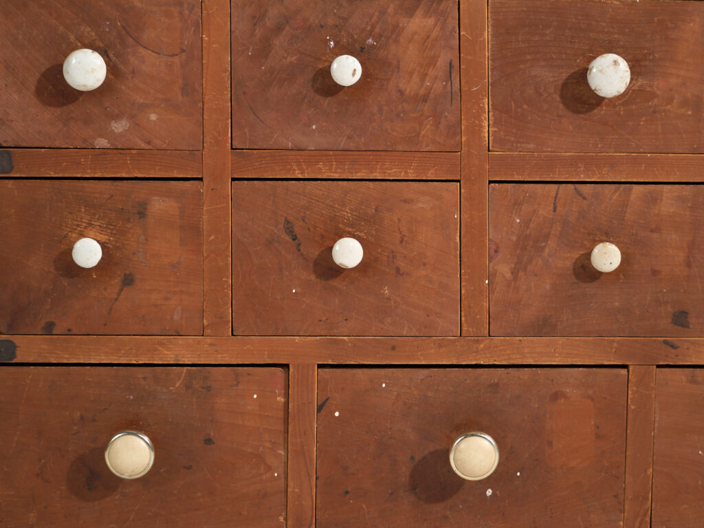 Cajonera japonesa antigua – Periodo Showa (c.1926-1989) #103