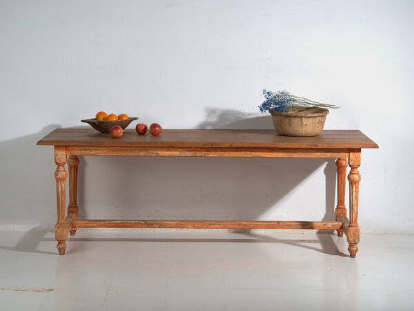 Reclaimed oak dining table – Large rustic European farmhouse table