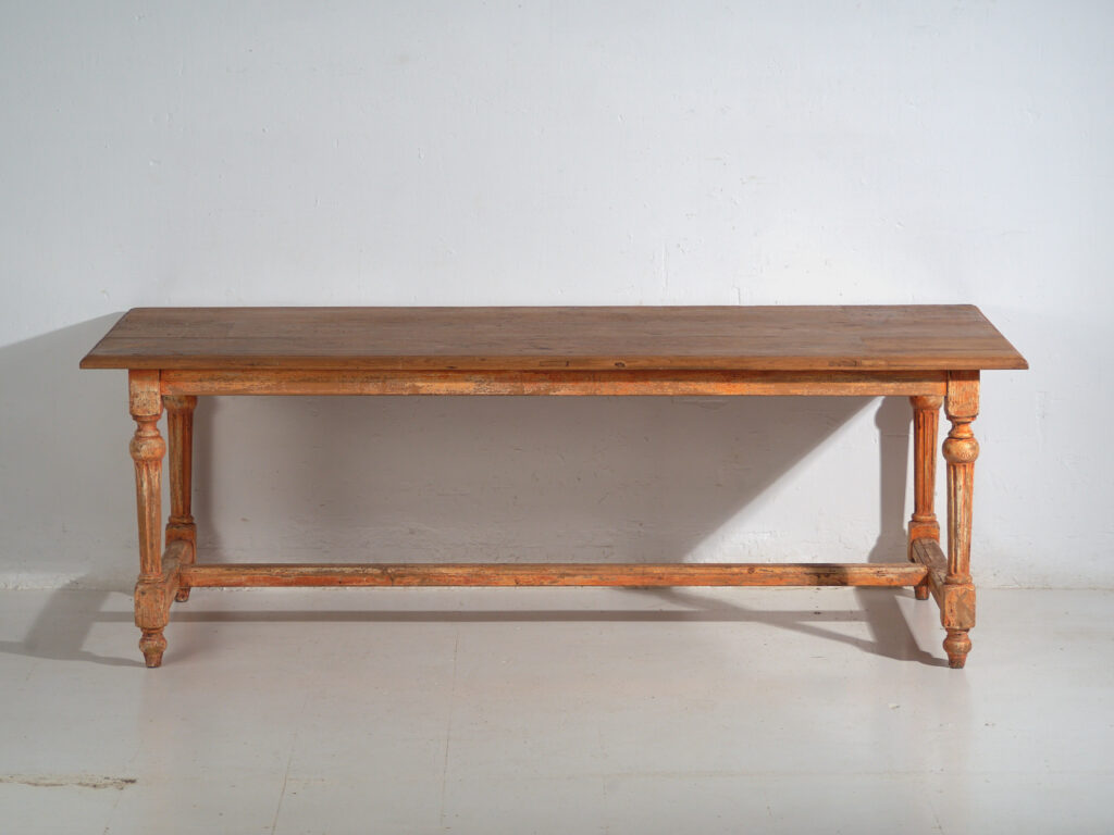 Reclaimed oak dining table – Large rustic European farmhouse table