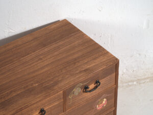 Cajonera japonesa de paulownia – Periodo Showa (c.1950–1979)