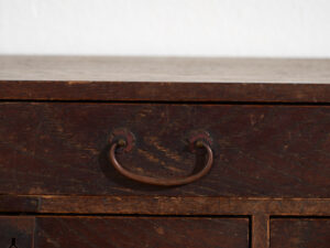 Cajonera japonesa antigua de escritorio con tres cajones – Periodo Meiji / Taishō (c.1890-1926)