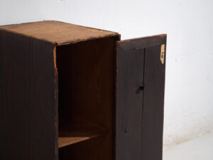 Armario japonés antiguo de cedro – Periodo Meiji tardío / Taishō temprano (c.1890-1926)