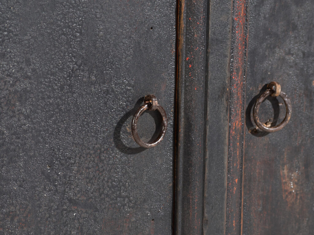 Aparador antiguo pintura original en madera de olmo – China, circa 1900