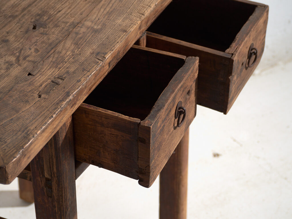 Consola antigua en madera de olmo – China, circa 1920