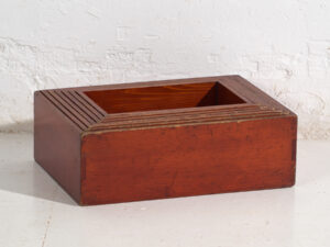 Cajas Japonesas Antiguas Apilables en Madera – Set de 7 – Periodo Taishō–Showa (c.1920–1950)