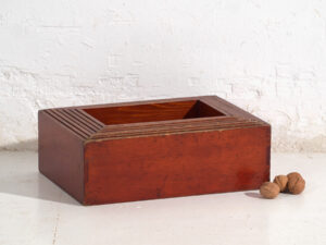 Cajas Japonesas Antiguas Apilables en Madera – Set de 7 – Periodo Taishō–Showa (c.1920–1950)