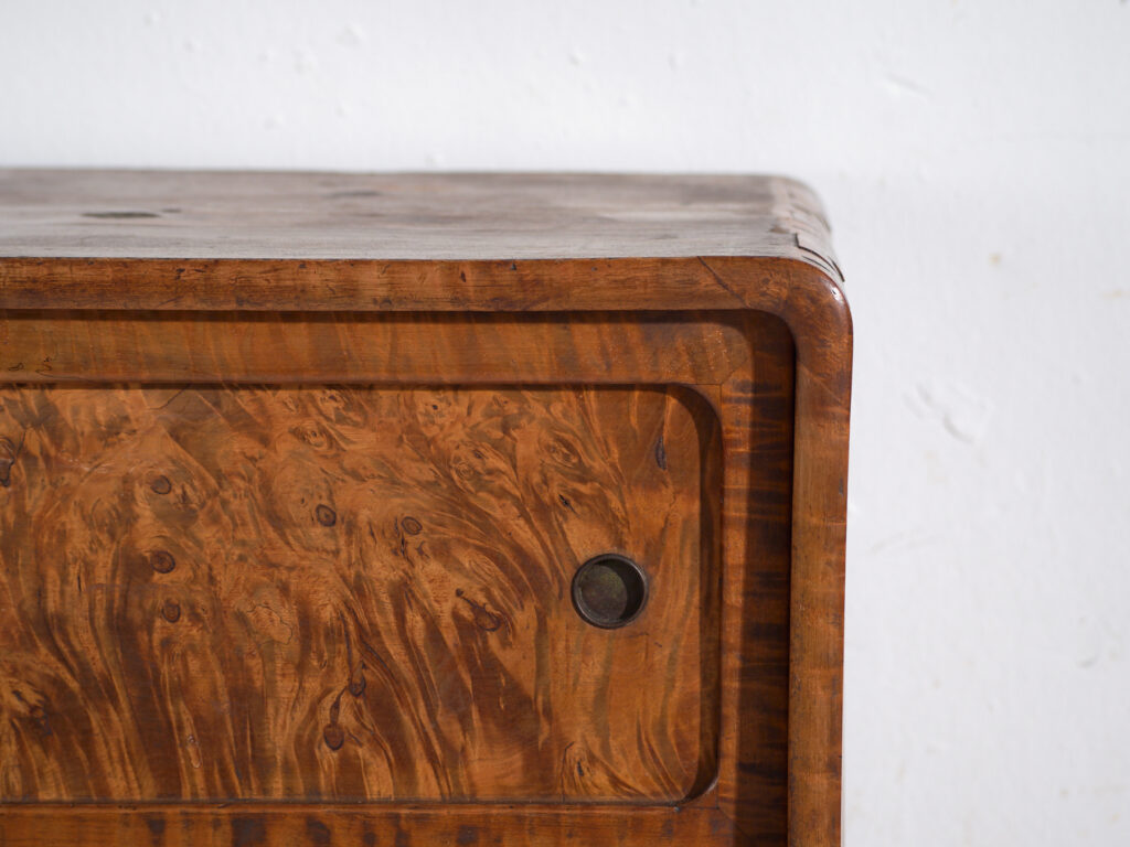 Tansu japonés antiguo tipo mizuya-dansu - Periodo Taishō/Showa (c.1910-1940)