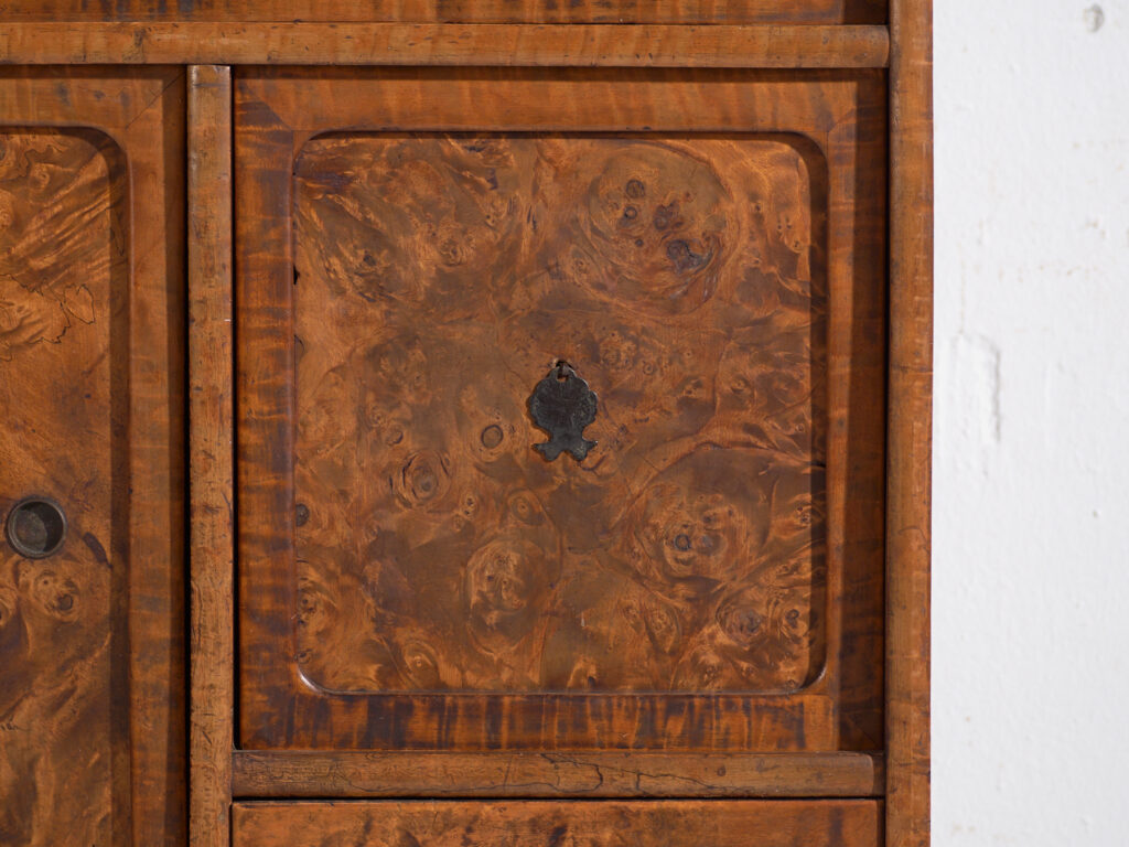 Tansu japonés antiguo tipo mizuya-dansu - Periodo Taishō/Showa (c.1910-1940)