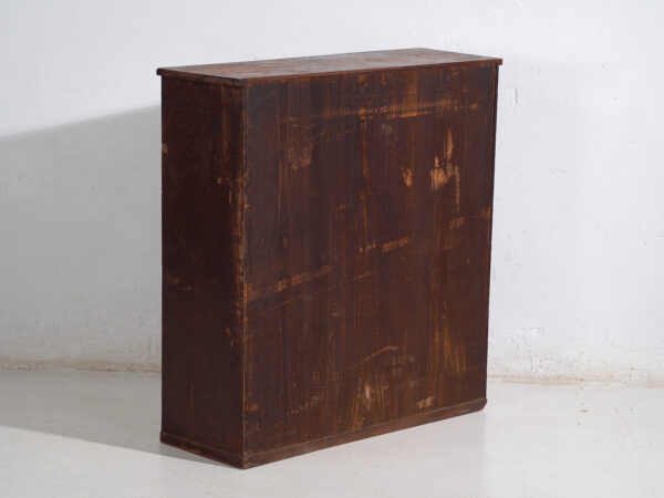 Antiguo mueble de té japonés (Cha tansu) con puertas correderas de vidrio - Periodo Taishō–Showa (c.1920–1950)