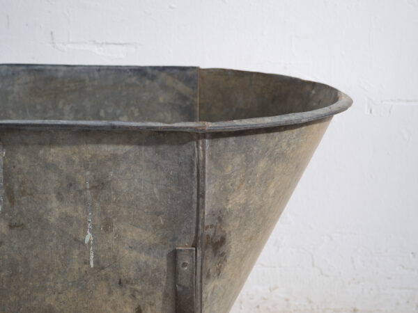 Bañera antigua de zinc galvanizado – Tina industrial europea – circa 1900 #7