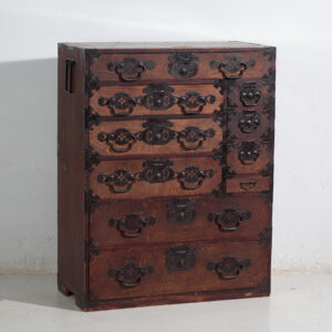 Tansu japonés antiguo tipo choba-tansu - Periodo Meiji-Taishō (circa 1880–1920)