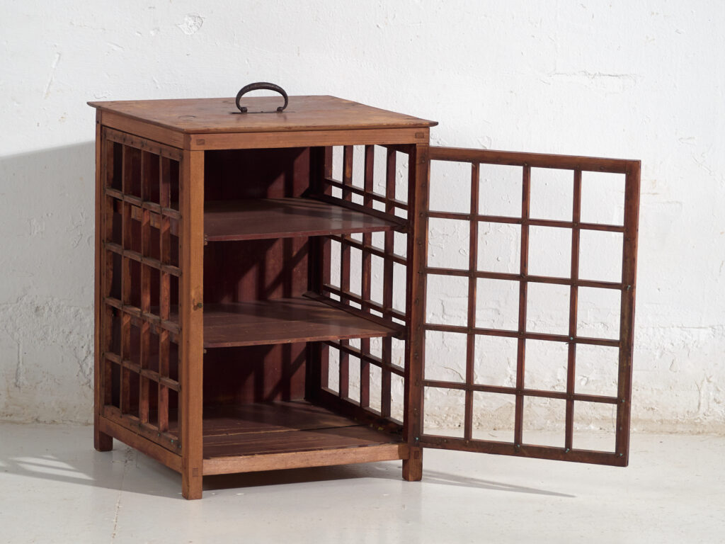 Pequeño mueble japonés antiguo - Periodo Taishō/Showa (c.1910-1940)