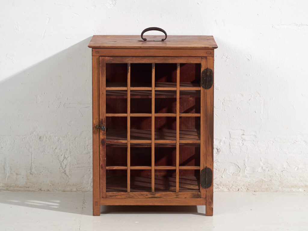 Pequeño mueble japonés antiguo - Periodo Taishō/Showa (c.1910-1940)