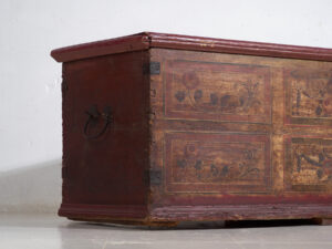 Arcón antiguo de pino macizo – Europa central (c.1900)
