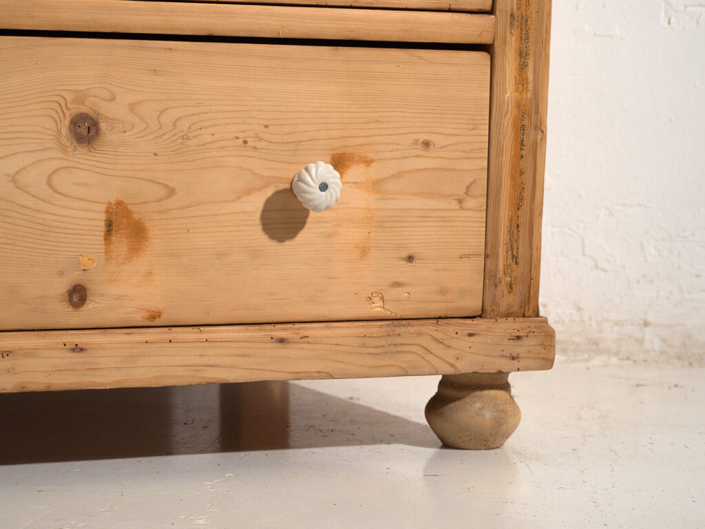 Cómoda rústica antigua de pino, Europa Central, circa 1900 #96