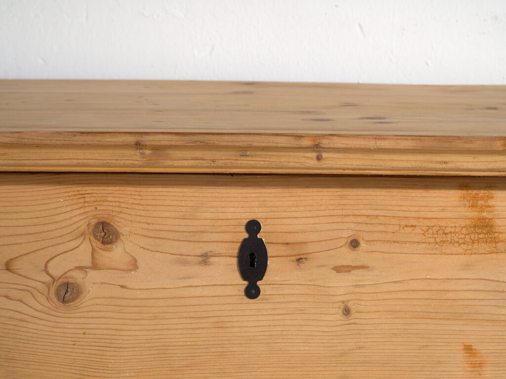 Cómoda rústica antigua de pino, Europa Central, circa 1900 #96