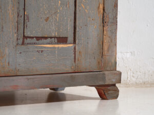 Armario rústico pintado, Europa Central, circa 1900–1920