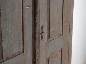 Armario rústico pintado, Europa Central, circa 1900–1920