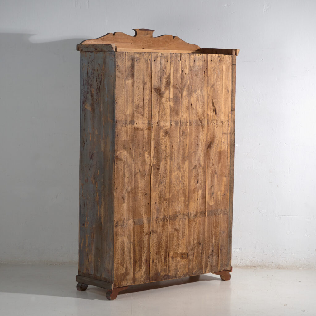 Armario rústico pintado, Europa Central, circa 1900–1920