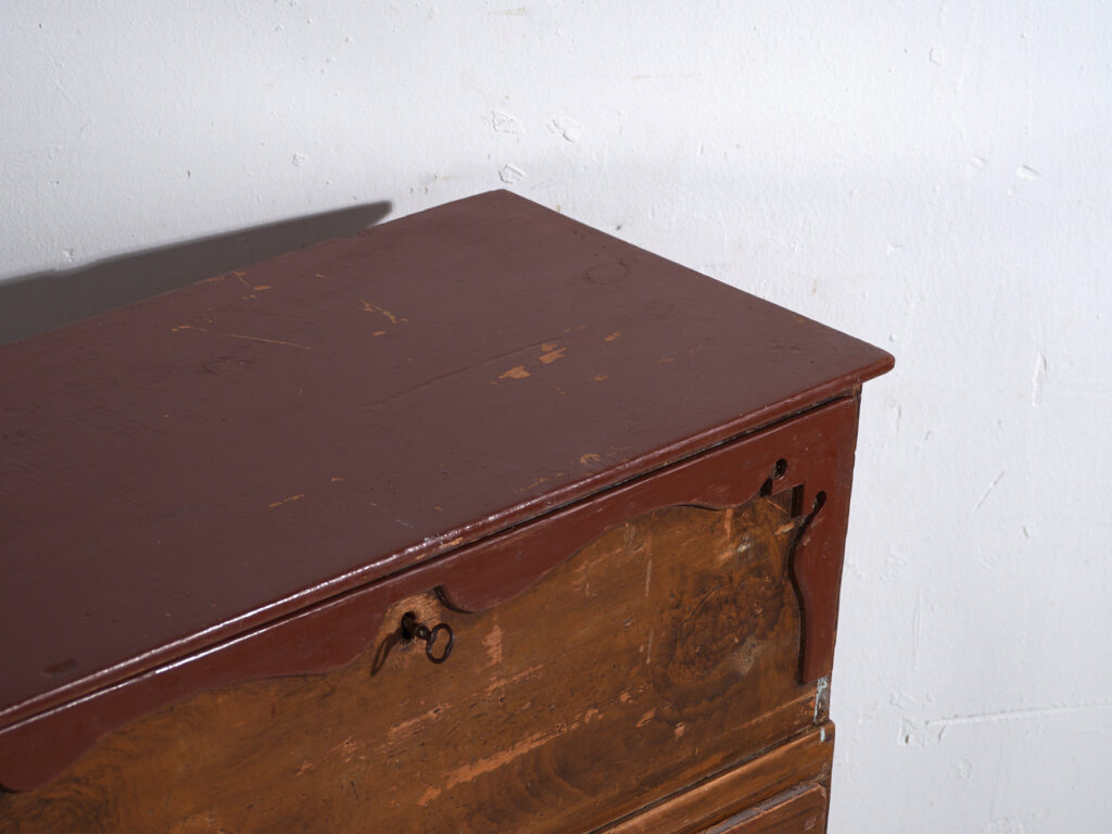 Cómoda secreter antigua de pino – Bureau rústico europeo con tapa abatible – circa 1900