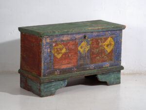 Arcón antiguo de pino macizo – Europa central (c.1900)