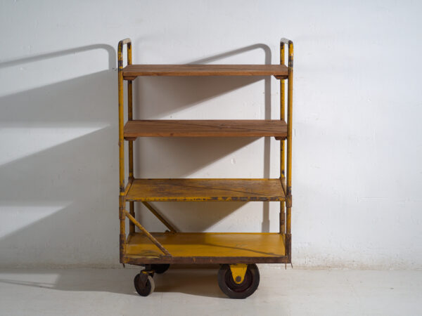 Carro industrial amarillo de metal – Trolley de fábrica europeo – circa 1950 #2