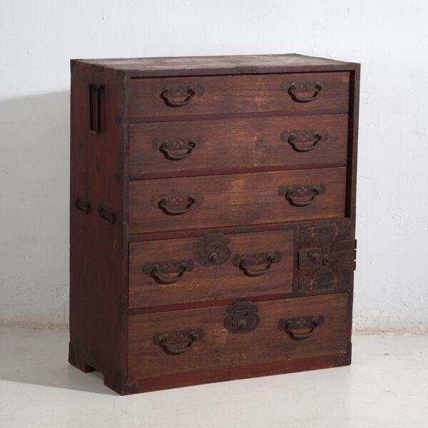 Tansu japonés de comerciante (Choba-dansu) en madera keyaki – Periodo Meiji–Taishō (c.1880–1920)