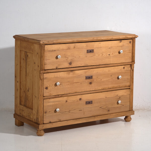 Antique Solid Pine Chest of Drawers – Central Europe (c.1880–1910) #117