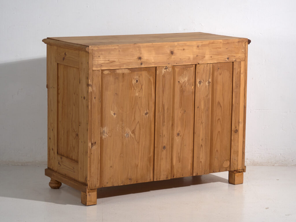 Cómoda antigua de pino macizo – Europa Central (c.1880–1910) #117