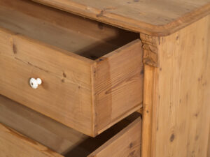 Cómoda antigua de pino macizo – Europa Central (c.1880–1910) #118