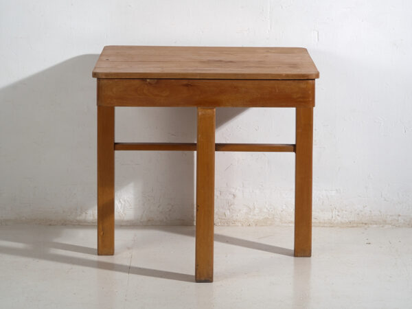 Mesa antigua de trabajo de madera maciza – Mesa auxiliar europea – circa 1920–1950