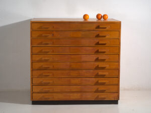 Archivador industrial para planos – Fábrica Škoda (c.1950)