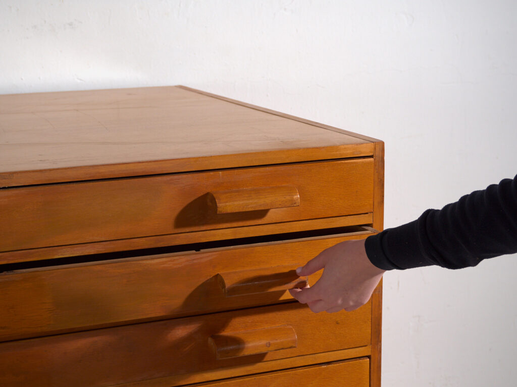 Archivador industrial para planos – Fábrica Škoda (c.1950)