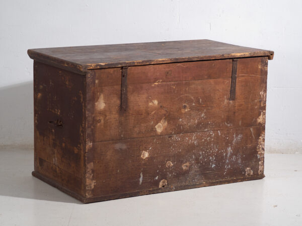 Antique dowry chest in pine with painted tulips – Central Europe, 1891