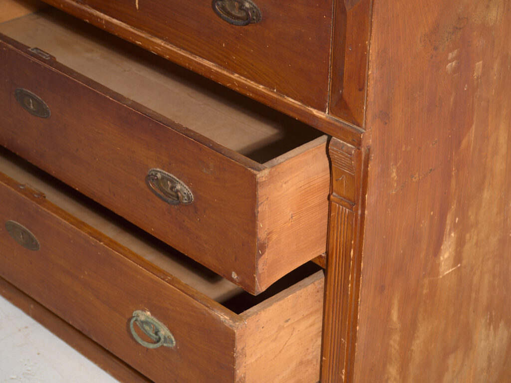 Antique Central European four-drawer chest of drawers – Central Europe, circa 1910