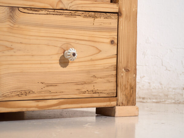Chest of drawers in stripped pine – Central Europe, circa 1920