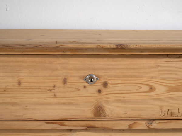 Chest of drawers in stripped pine – Central Europe, circa 1920