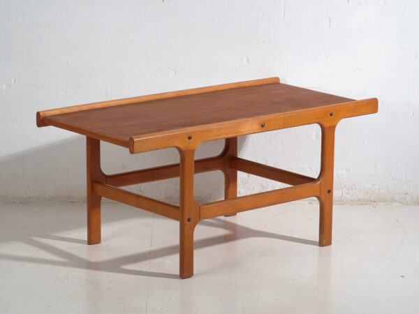 Mesa baja vintage en teca y haya estilo escandinavo – Escandinavia, circa 1960