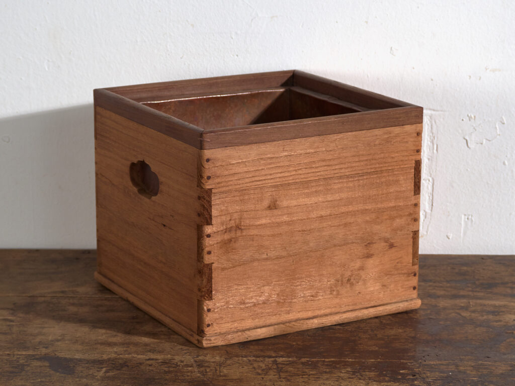 Brasero japonés hibachi – Japón, Período Taishō y principios período Shōwa, circa 1912-1945