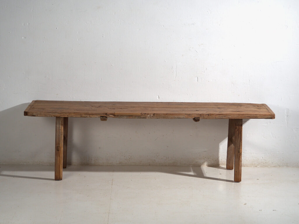 Mesa banco antigua en madera maciza – Shandong, circa 1930