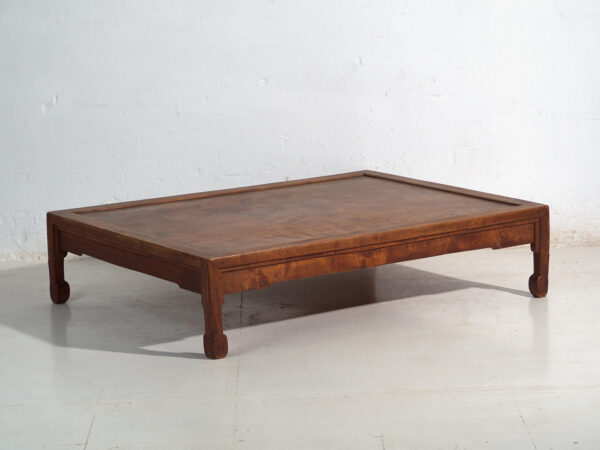 Mesa baja antigua japonesa en madera de keyaki – Japón, circa 1900