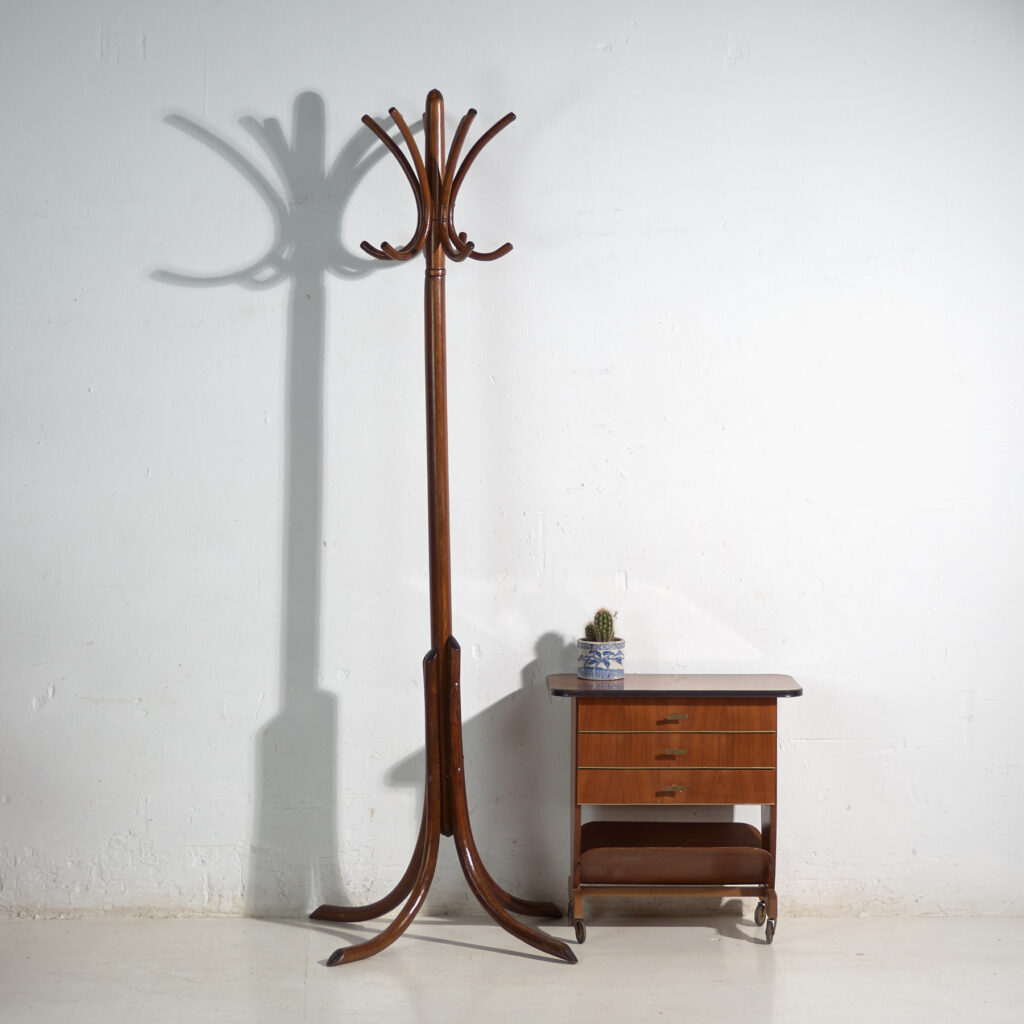 Perchero de tradición Thonet - Austria-Hungría / Bohemia, circa 1900–1915