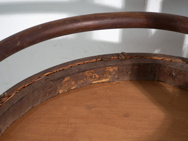 Sillón antiguo de madera curvada Thonet – Europa central, circa 1900