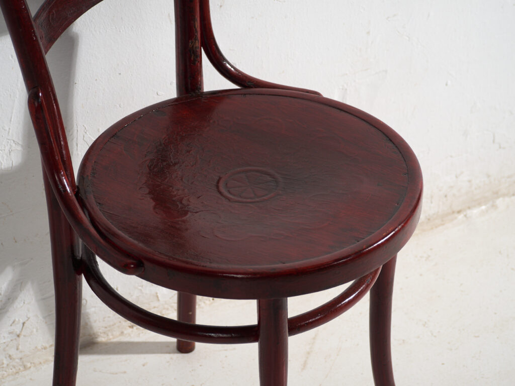 Ensemble de 4 chaises anciennes en bois courbé Thonet – Europe centrale, circa 1900