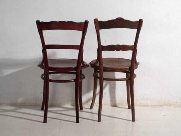 Ensemble de 4 chaises anciennes en bois courbé Thonet – Europe centrale, circa 1900