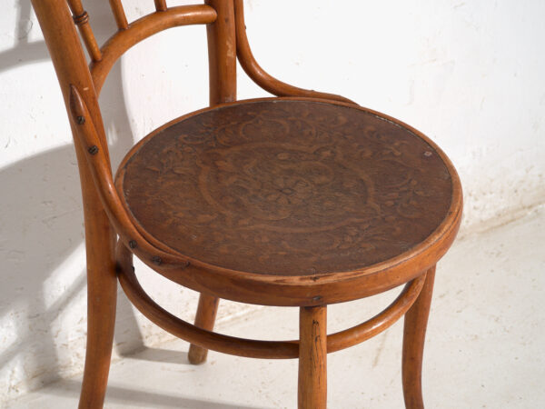 Conjunto de 2 sillas antiguas de madera curvada – Europa central, circa 1900